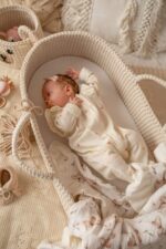 Kosz Mojżesza naturalny z materacem + stojak - obrazek 5