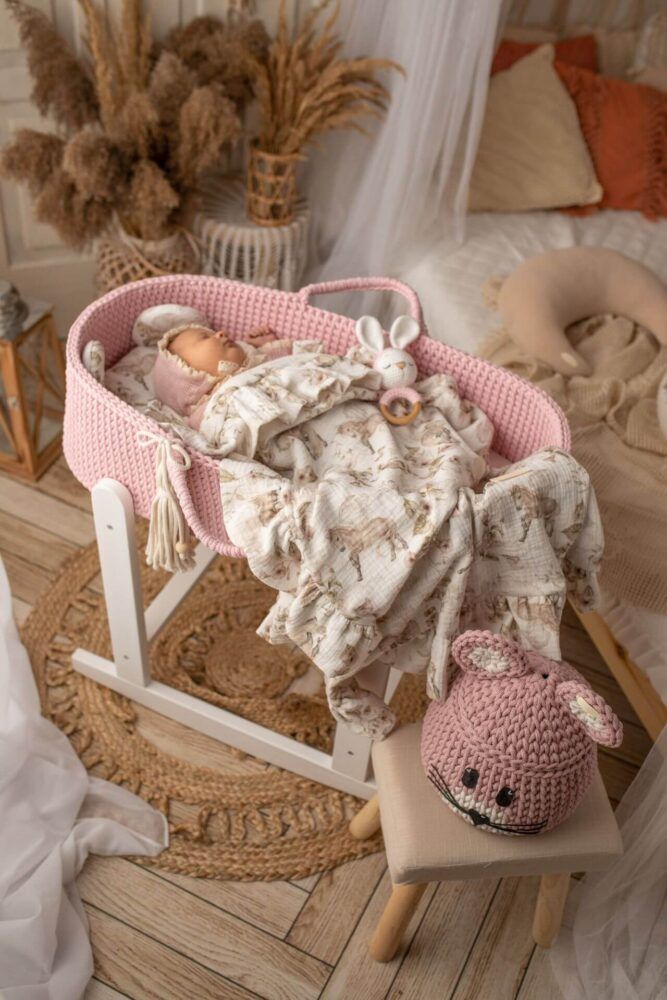 Kosz Mojżesza różowy z materacem + stojak