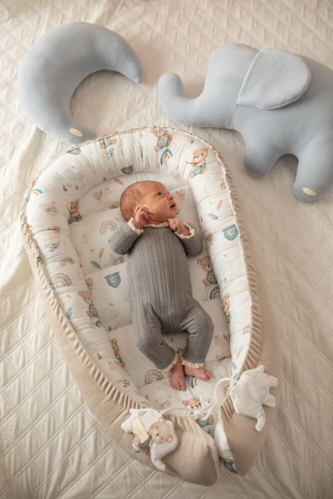 Kokon niemowlęcy senne misie - jasny beż