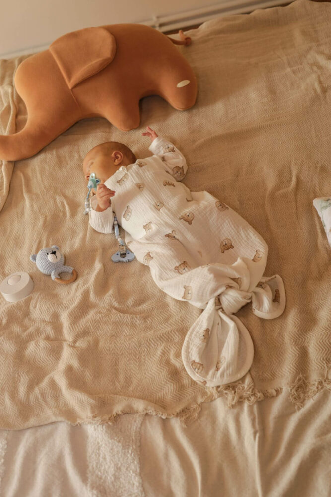 Śpioszki niemowlęce (śpiworek) muślinowe miś uszatek z ogonkiem