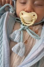 Czapeczka bawełniana sweterkowa dla dzieci i niemowląt - błękitna - obrazek 3