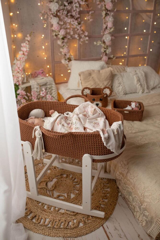 Culla in cioccolato con materasso e supporto