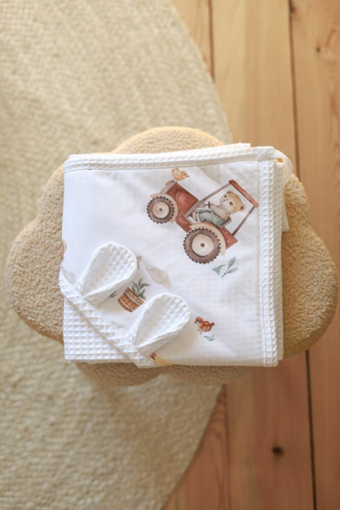 Asciugamano a nido d'ape per bambini e neonati Orsetti sui trattori - bianco