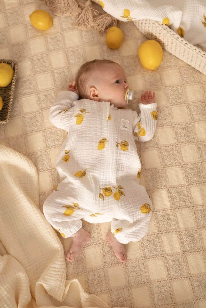 Rampers niemowlęcy muślinowy słoneczne owocki - cytrynki