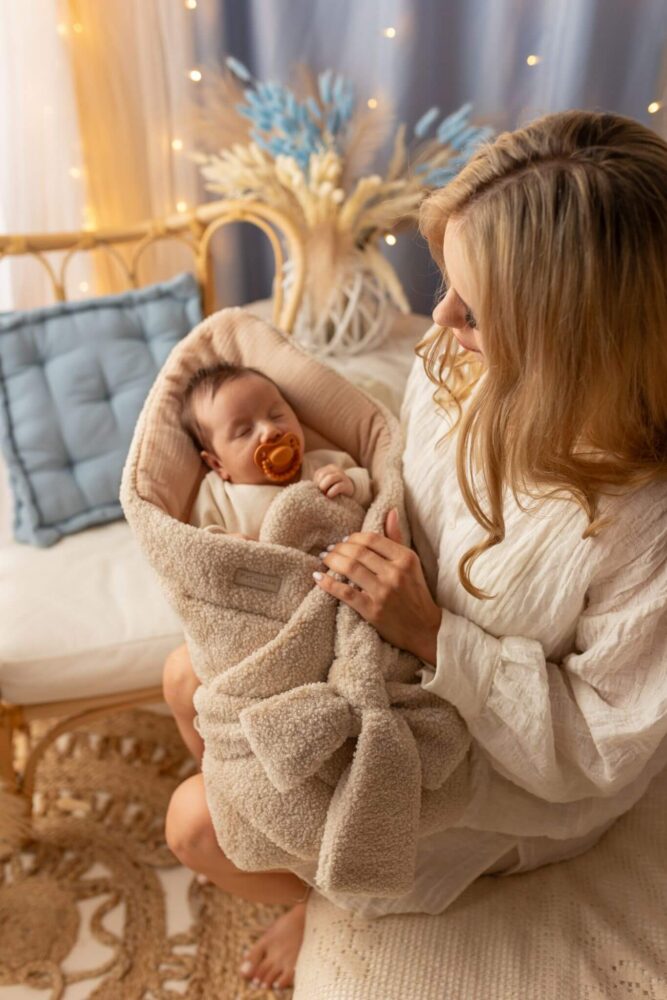 Rożek niemowlęcy pluszowy baranek/muślin beż