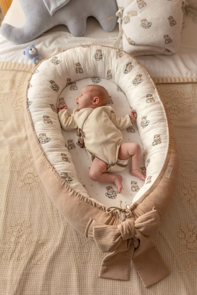 Kokon niemowlęcy premium hipcie – beż (+ materac i prześcieradło)