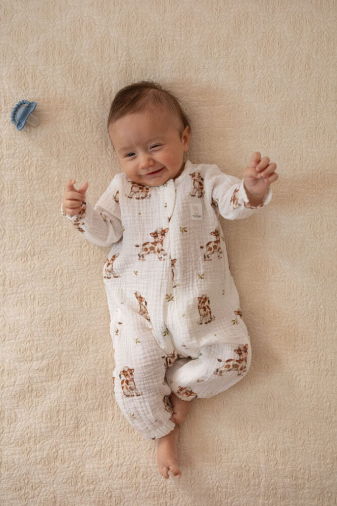 Baby muslin romper cow