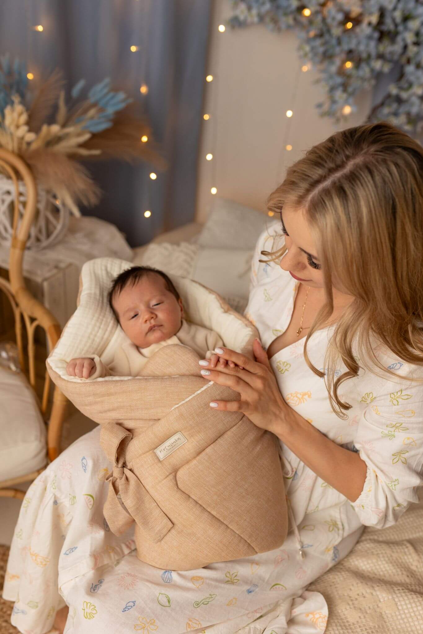 rozek niemowlecy lniano muslinowy karmel Rożek niemowlęcy lniano muślinowy w jodełkę mleczny karmel - obrazek 2