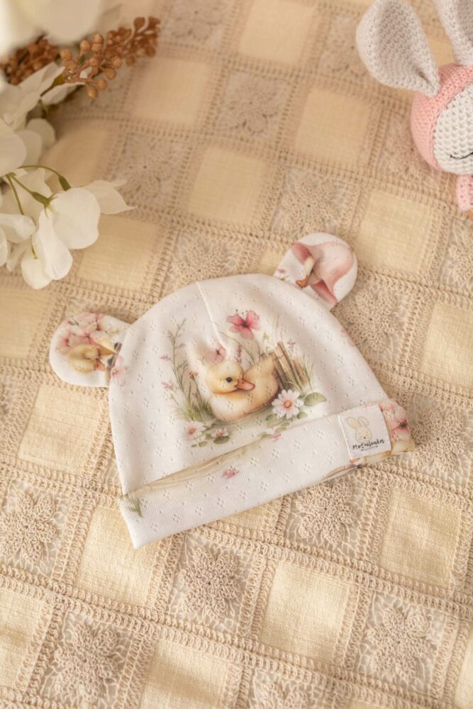 Czapeczka ażurkowa dla dzieci i niemowląt kaczuszki z uszkami