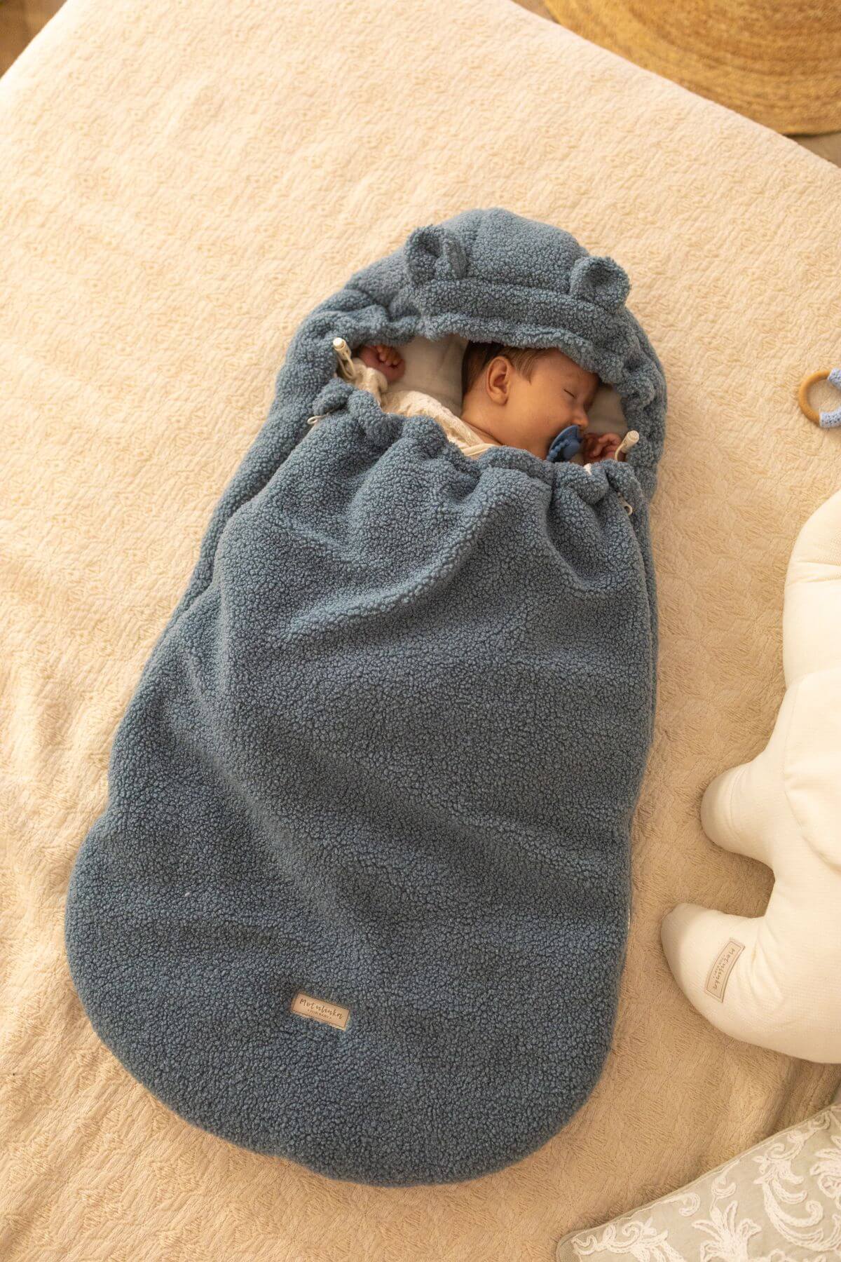 3-in-1 sleeping bag (gondola, stroller, car seat) plush sheep old