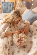 Premium-Babykokon-Elefanten – Natur (inkl. Matratze und Laken) – Bild 3