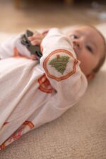 Ażurkowe śpioszki niemowlęce świąteczne ciasteczka - obrazek 2