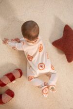 Ażurkowe śpioszki niemowlęce świąteczne ciasteczka