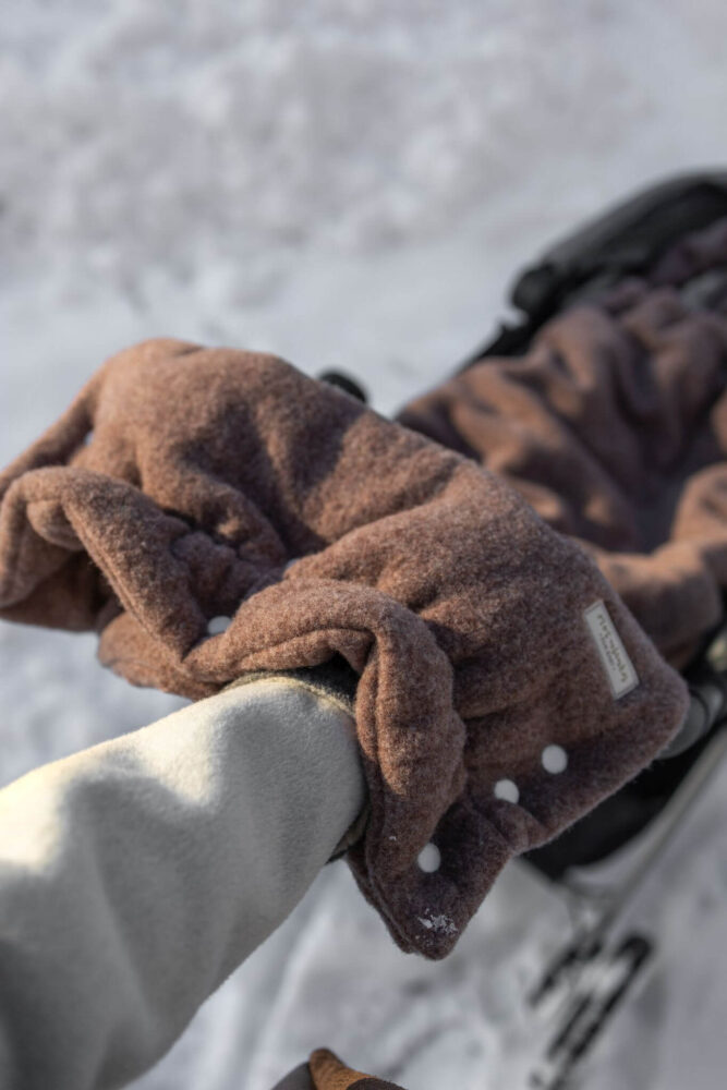 Mufka do wózka z wełny merino kakao