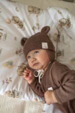 Czapeczka Wełna Merino całoroczna dla dzieci i niemowląt - czekolada - obrazek 3