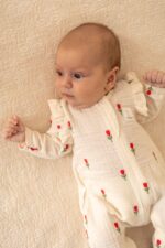 Rampers niemowlęcy muślinowy haftowane tulipany - obrazek 3