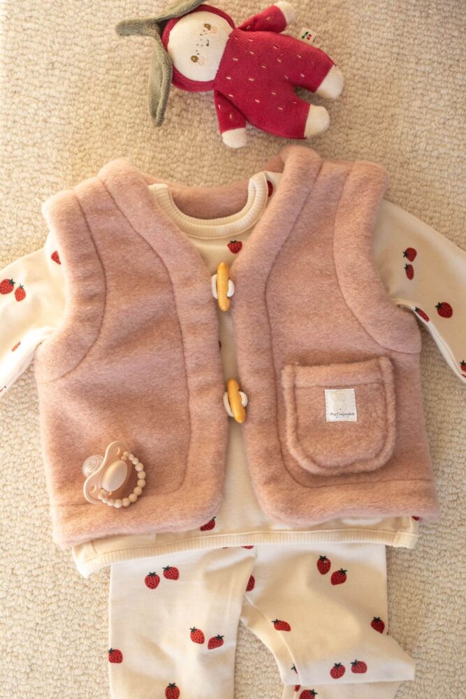 Kamizelka dziecięca z wełny merino różana