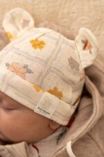 Czapeczka ażurkowa dla dzieci i niemowląt kwiatuszki w kratce z uszkami - obrazek 2