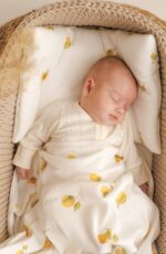 Kocyk mgiełka ażurek premium dla dzieci i niemowląt słoneczne owocki - wisienki - obrazek 2