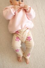 Legginsy dziecięce bawełna prążkowana tulipany