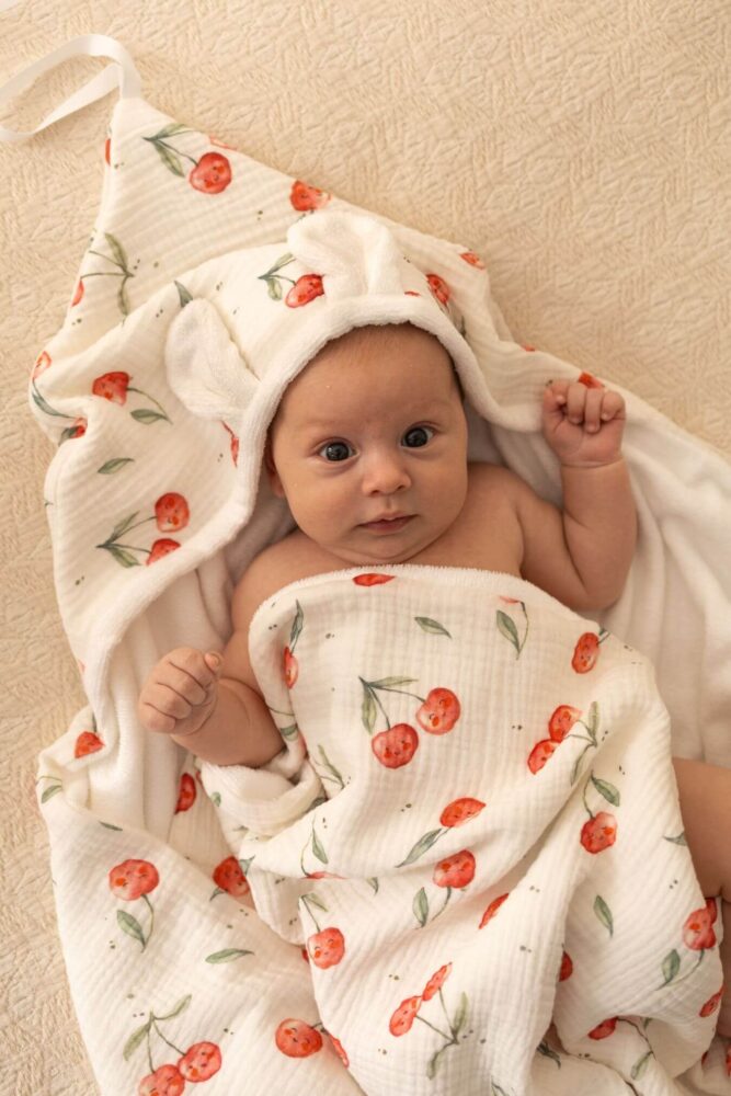 Ręcznik bambusowy dla dzieci i niemowląt + muślin słoneczne owocki - wisienki