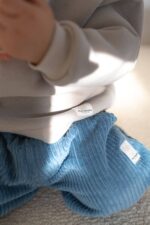 Spodnie dziecięce bawełniane sztruksowe ciemny niebieski - obrazek 6